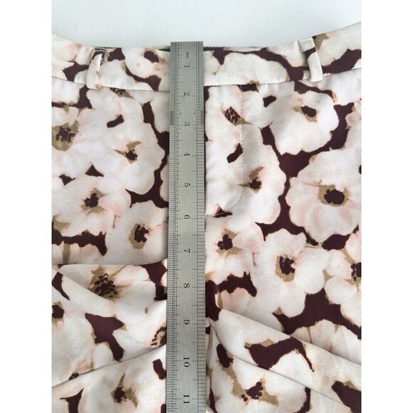 Banana Republic Women’s‎ Dressy Chino Shorts Pink Floral Size 0 Pockets Fairy - Picture 9 of 10